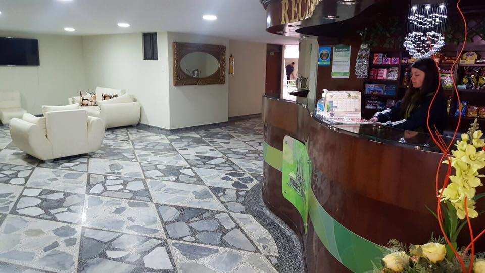 Hotel Reina Isabella Ipiales Eksteriør billede